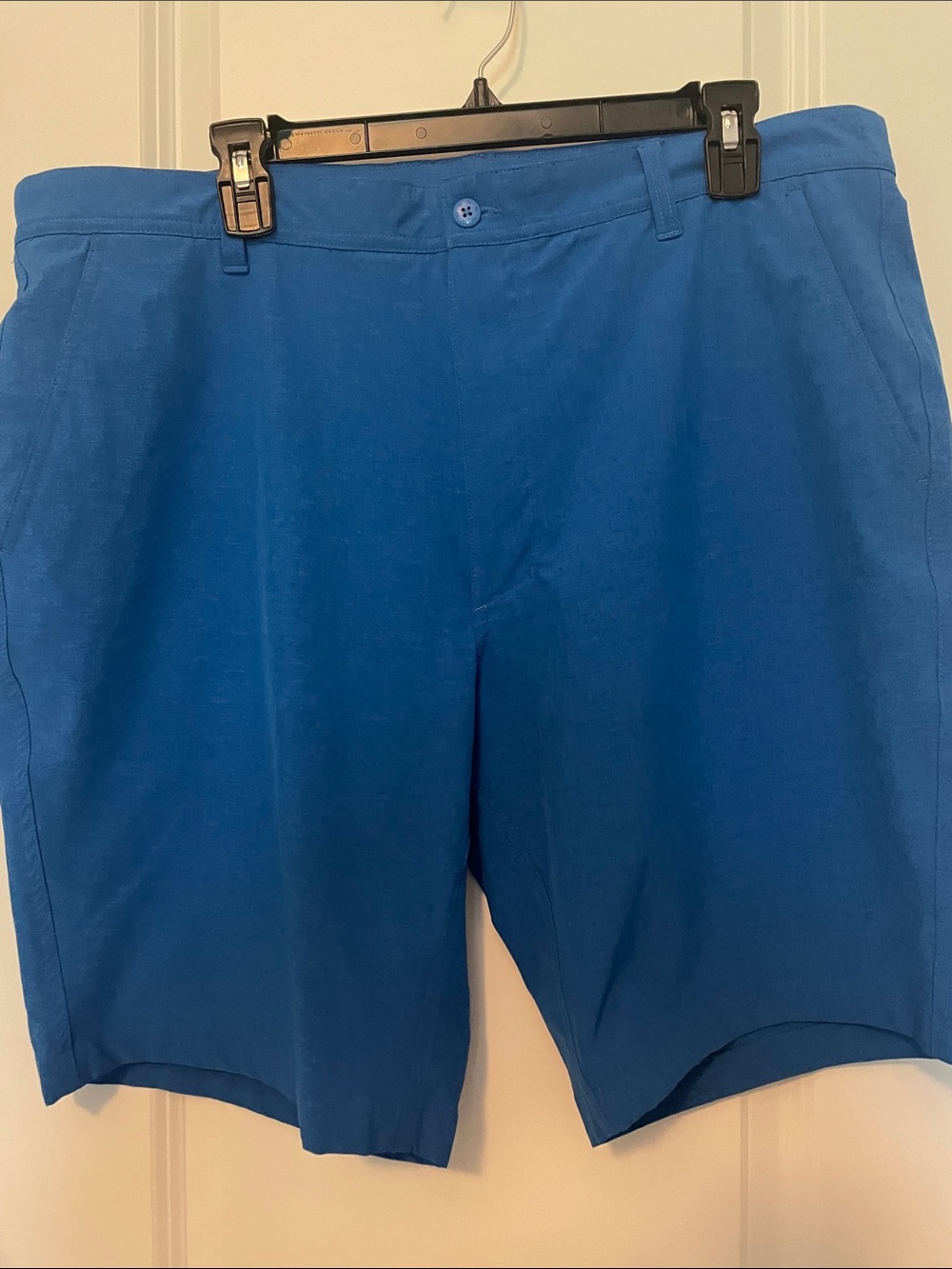 FootJoy Men's Flat-Front Shorts in Cobalt